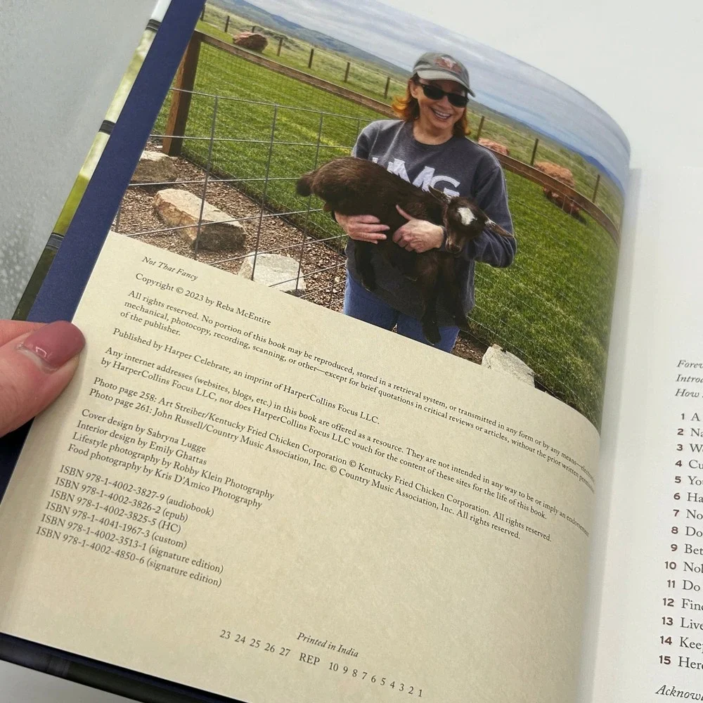 Reba McEntire Not That Fancy Cookbook Hardcover Garth Brooks Recipes Illustrated
